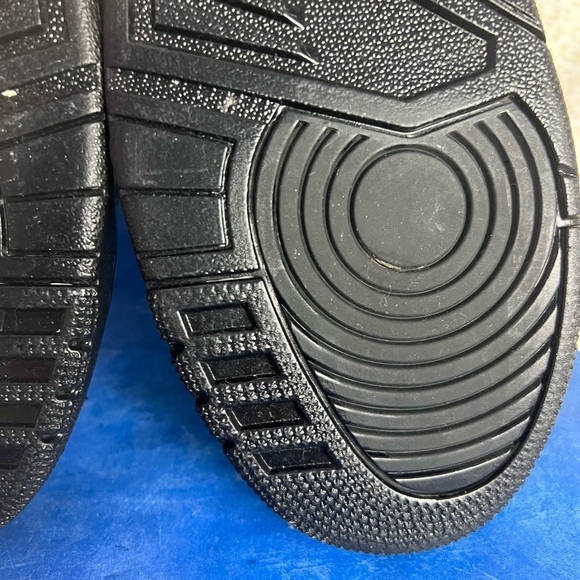 Air Jordan 3 Retro "Powder Blue" 2014 - Picture 8 of 11